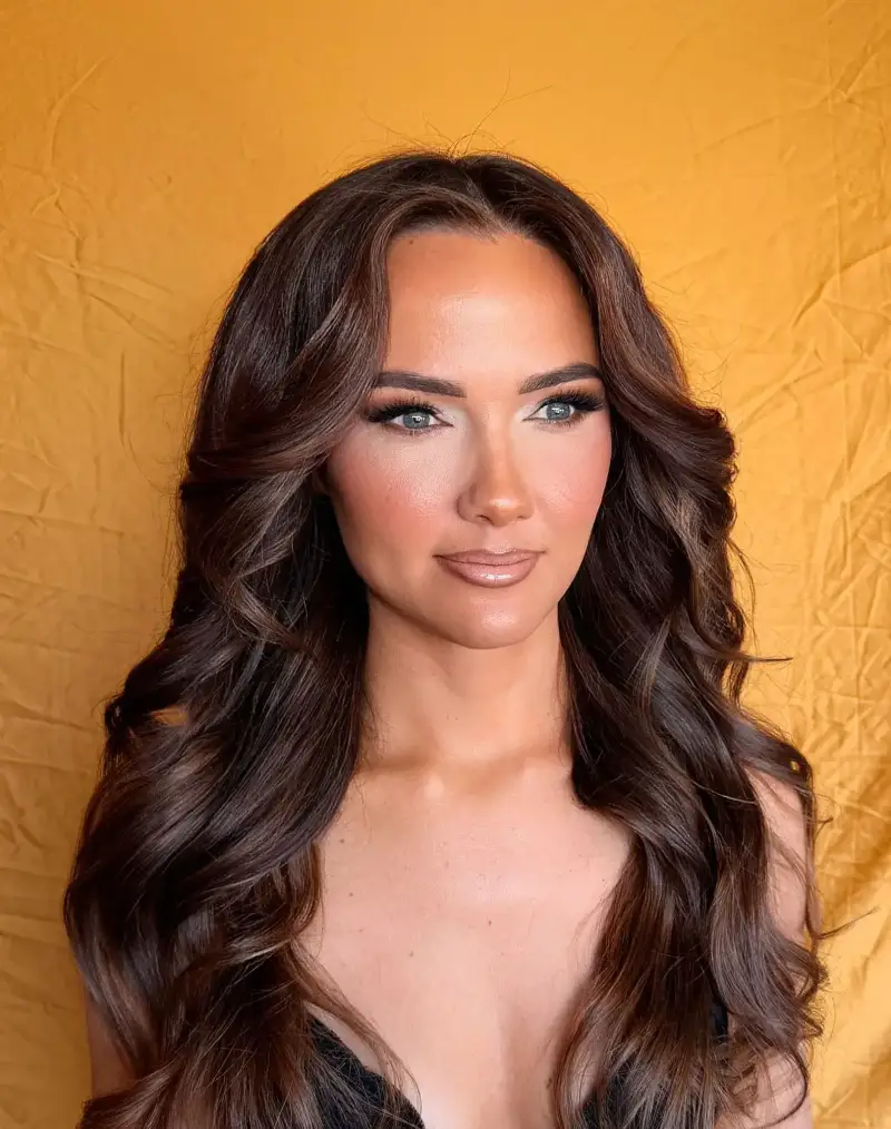 Fotoshoot visagie oranje backdrop